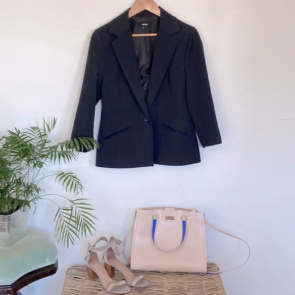 Classic black blazer, 3/4 length sleeves, worn a handful of times - Picture 1 of 5